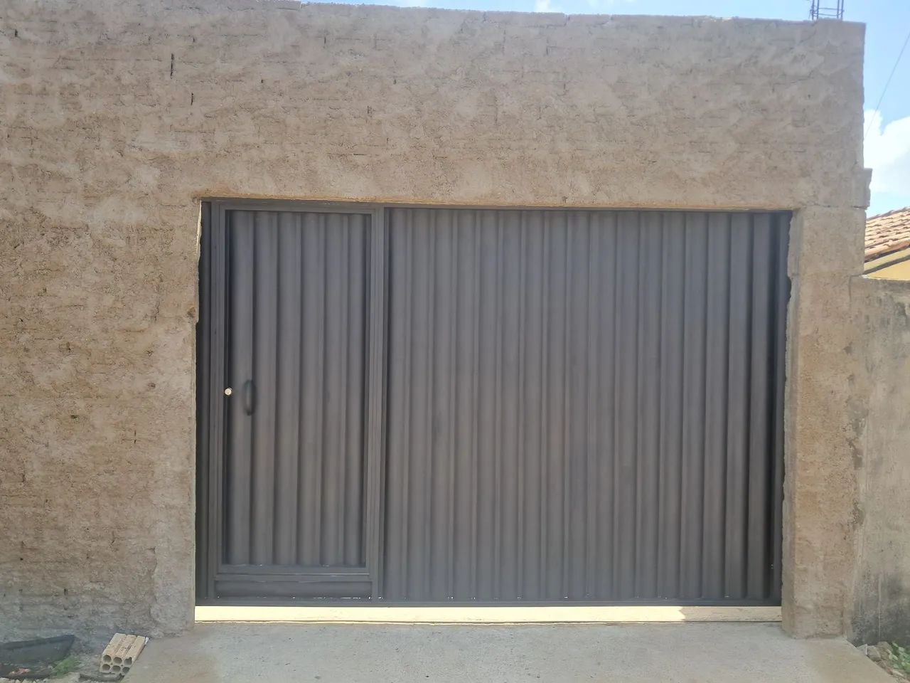 Aluga-se apartamento no Bairro Equatorial.