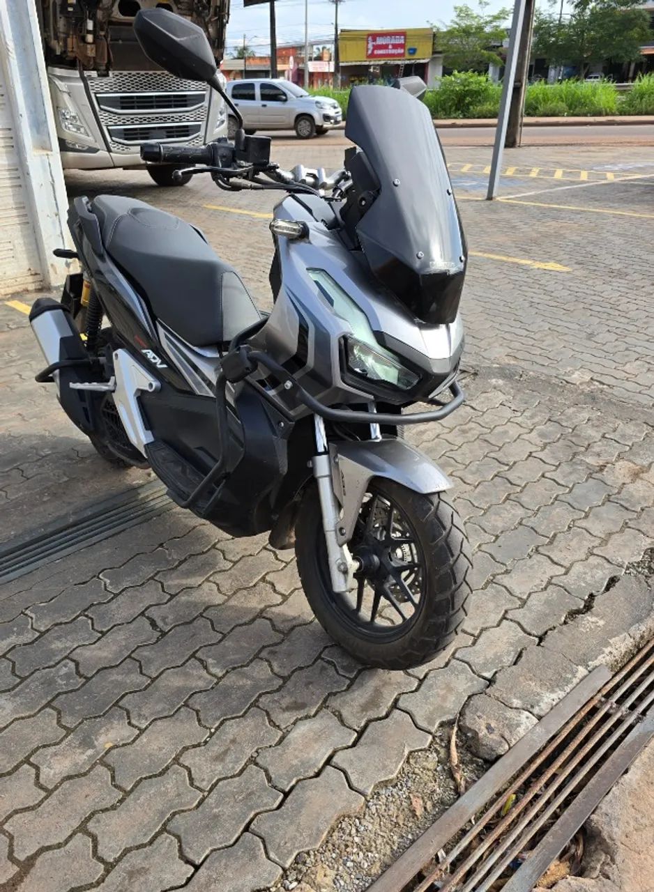 Adv 150 - Foto 2