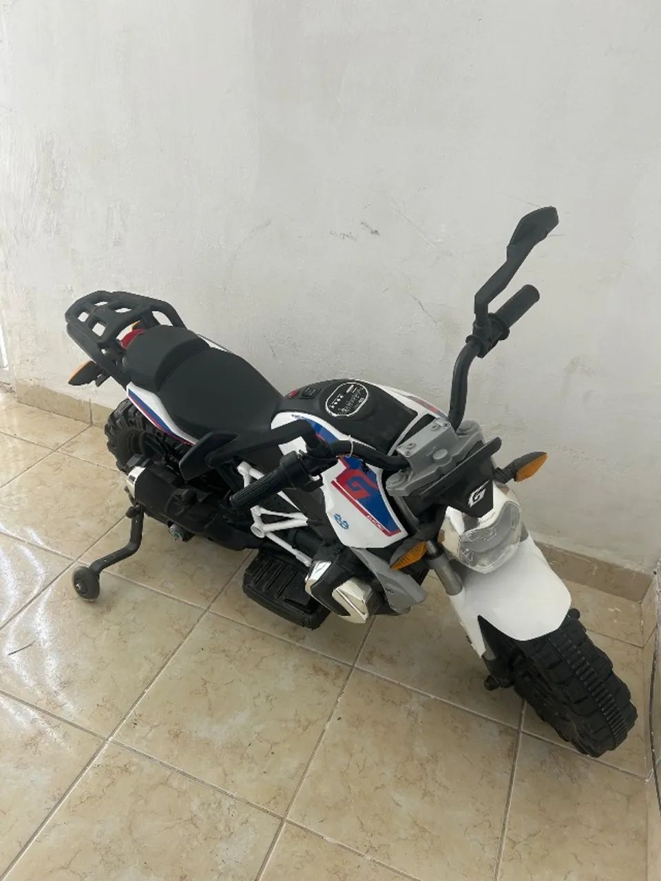 Moto elétrica infantil 