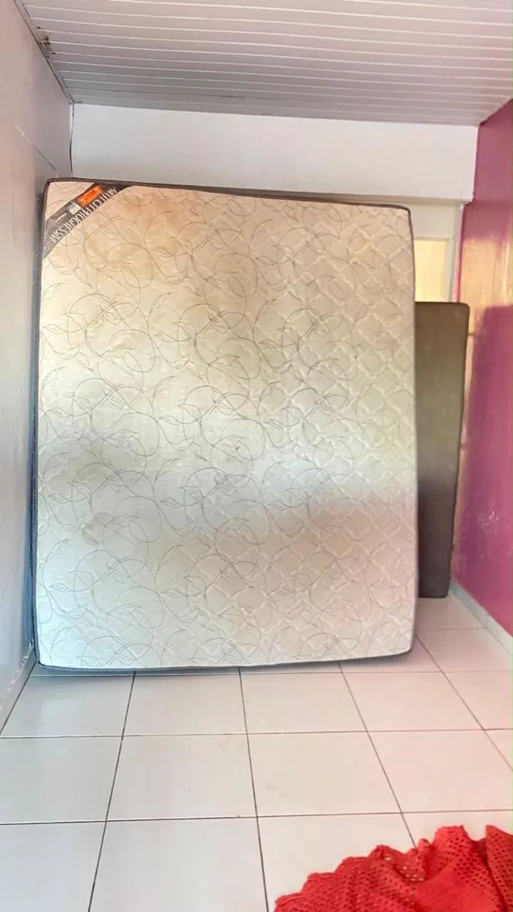 Cama box Queen 