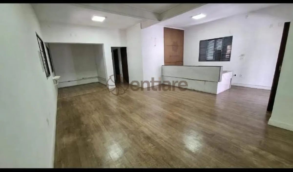 Casa com 5 quartos para alugar em Contagem