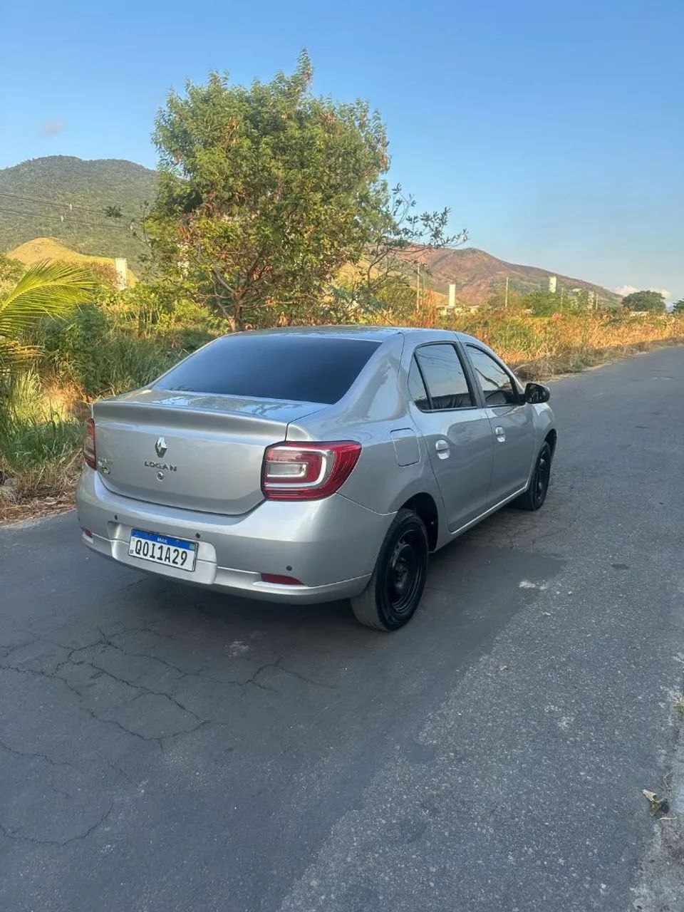 Renault Logan Expression Flex 1.0 12V 4P 2019 - Foto 2