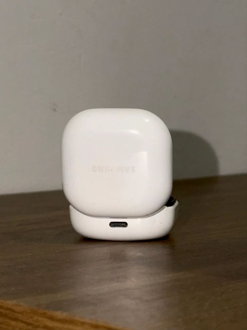 Fone Samsung buds fe só funciona lado esquerdo  - Foto 2