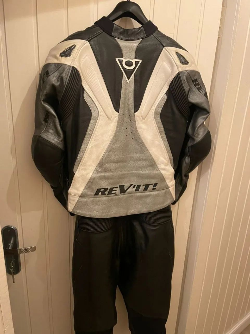 Macacão de Moto Speed REV'IT! - Seminovo |Excelente Estado tamanho 42 - Foto 6