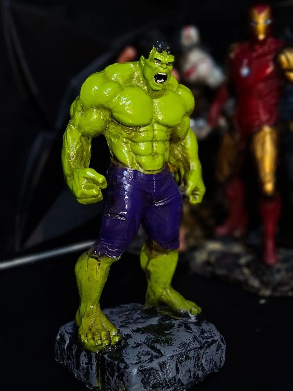 Estátua action figure do Hulk 22 cm