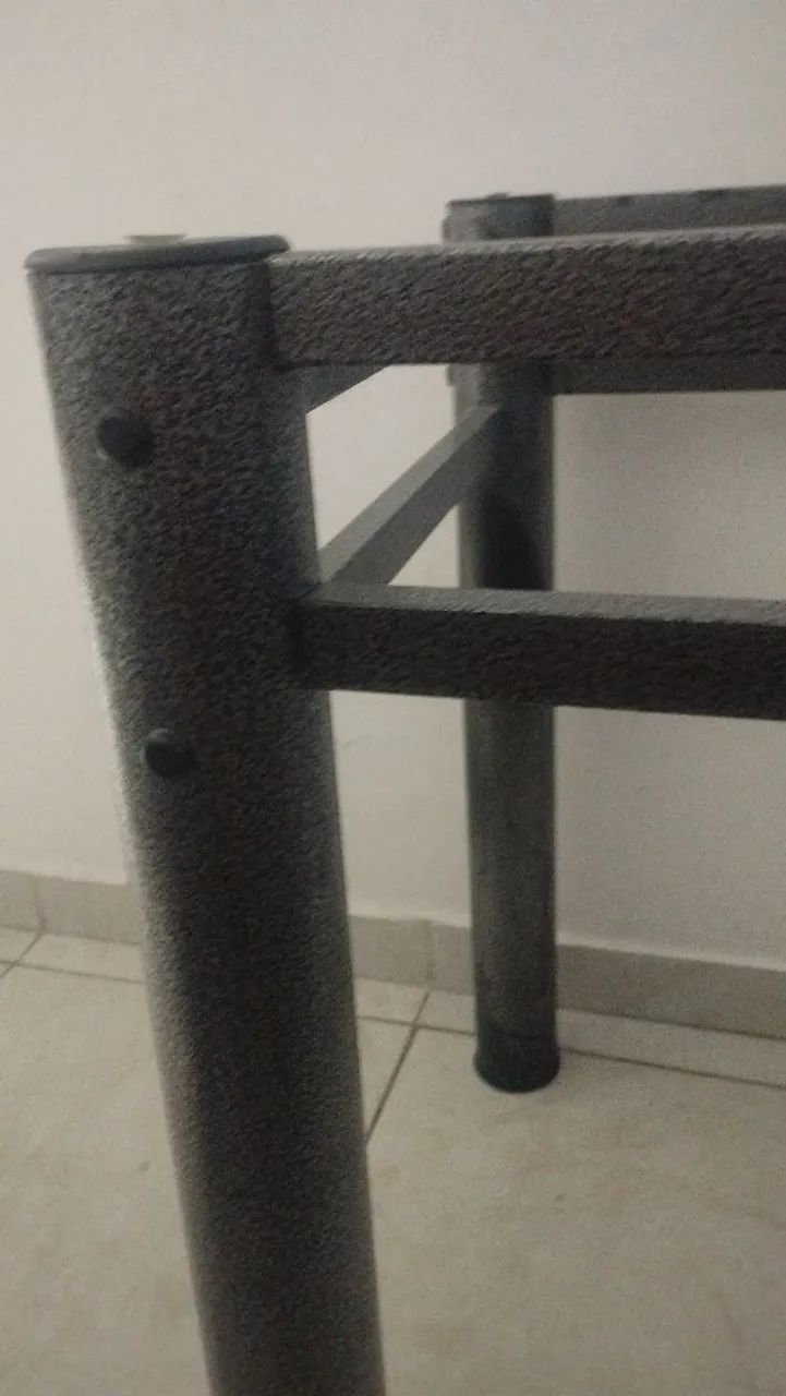 Mesa de mármore preta sem as cadeiras  - Foto 5