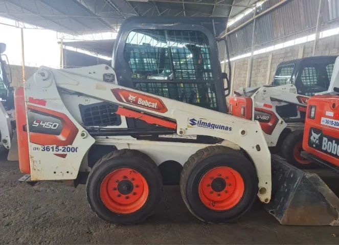 Minicarregadeira Bobcat S450 Ano 2024 Com 1606.2hs C Ar Cond