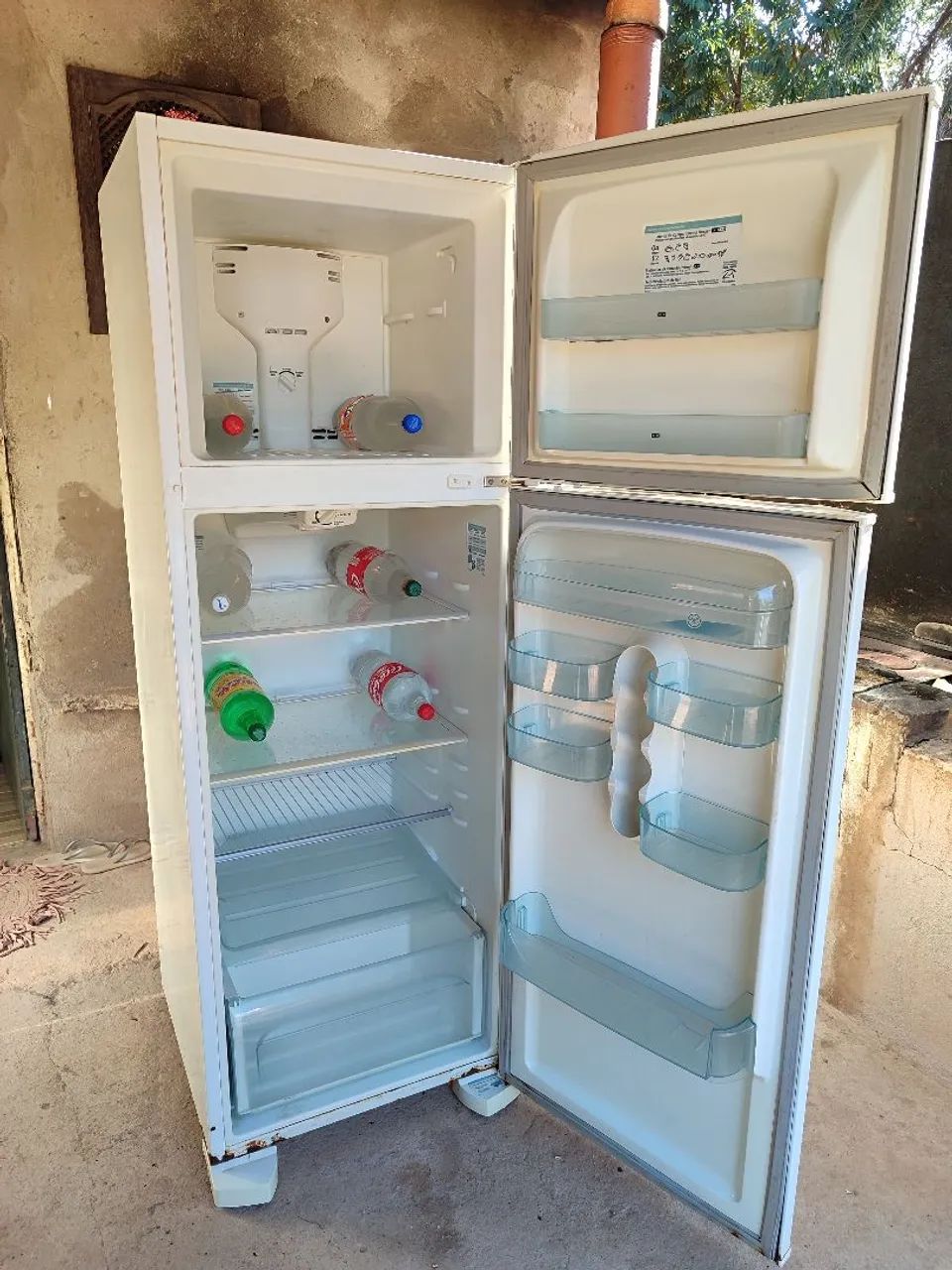 Geladeira FROSFREE