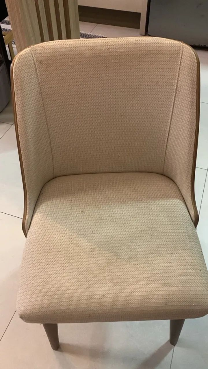 mesa de jantar com 6 cadeiras - Foto 2