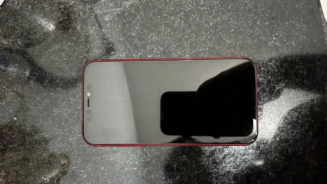 Vendo IPhone 11 vermelho 64gb - Foto 5
