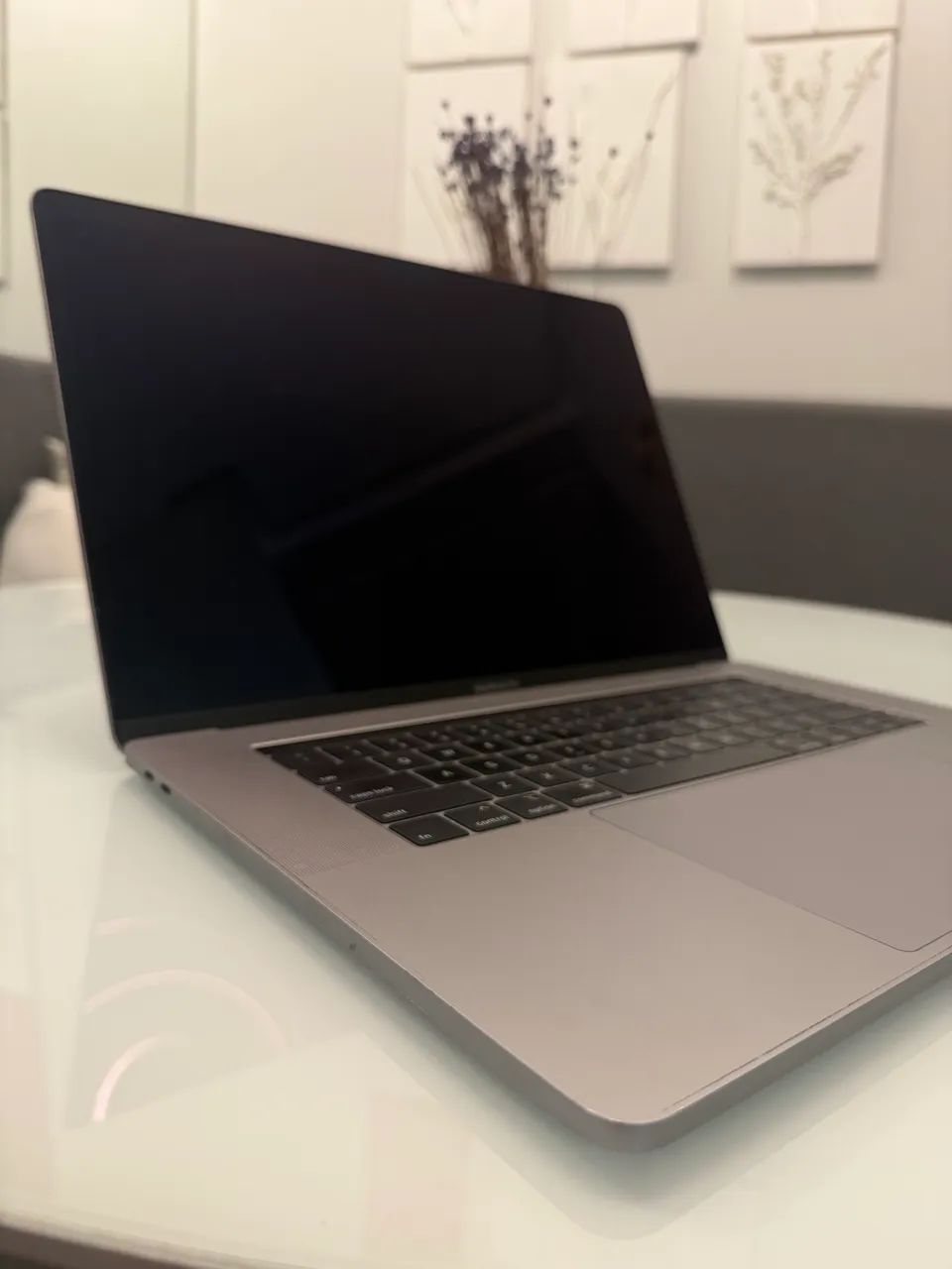 Macbook Pro 2019 / i9 / 16GB RAM / 512 GB / 15 Pol - Notebooks