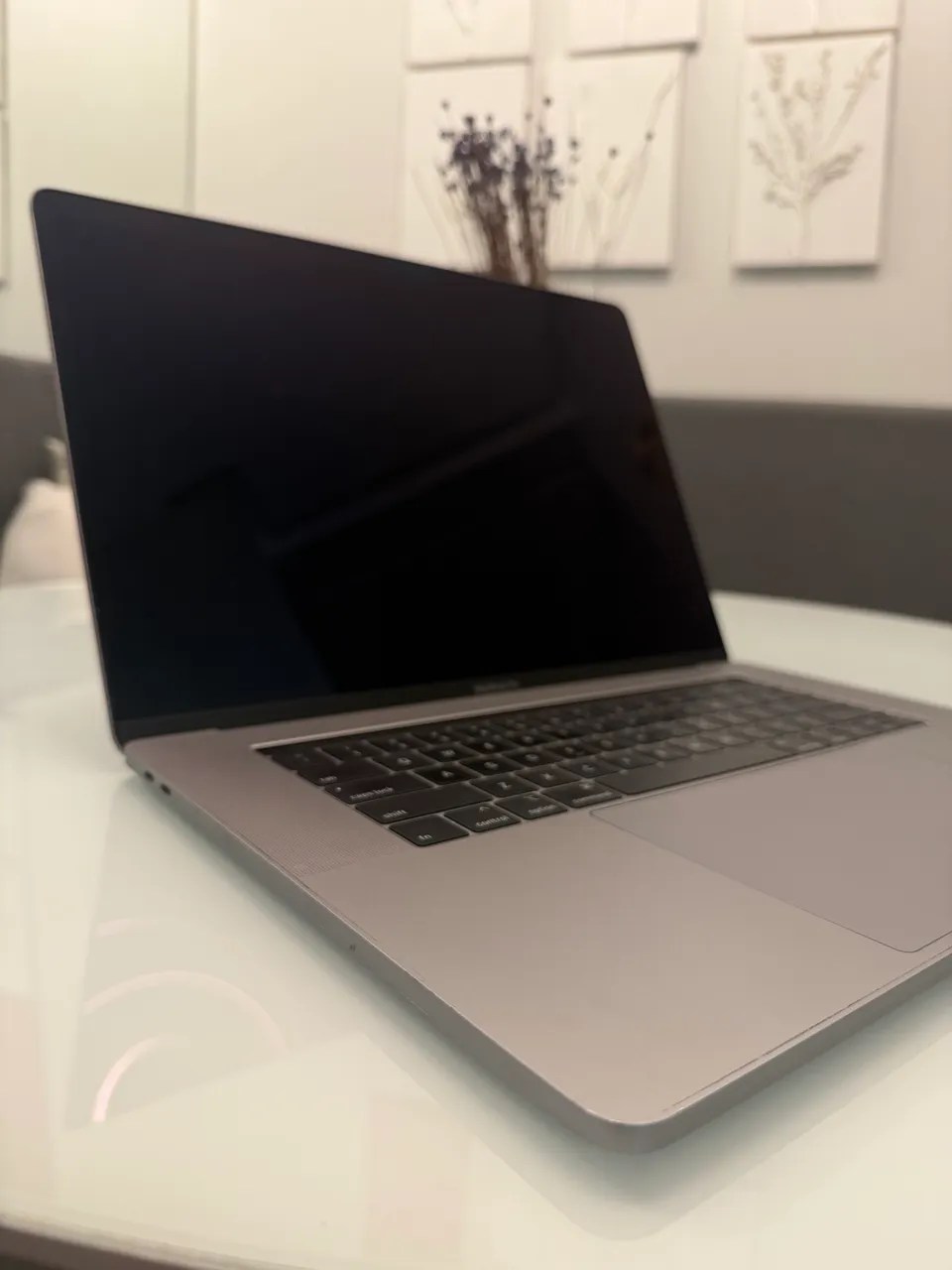 macbook pro 2019 15
