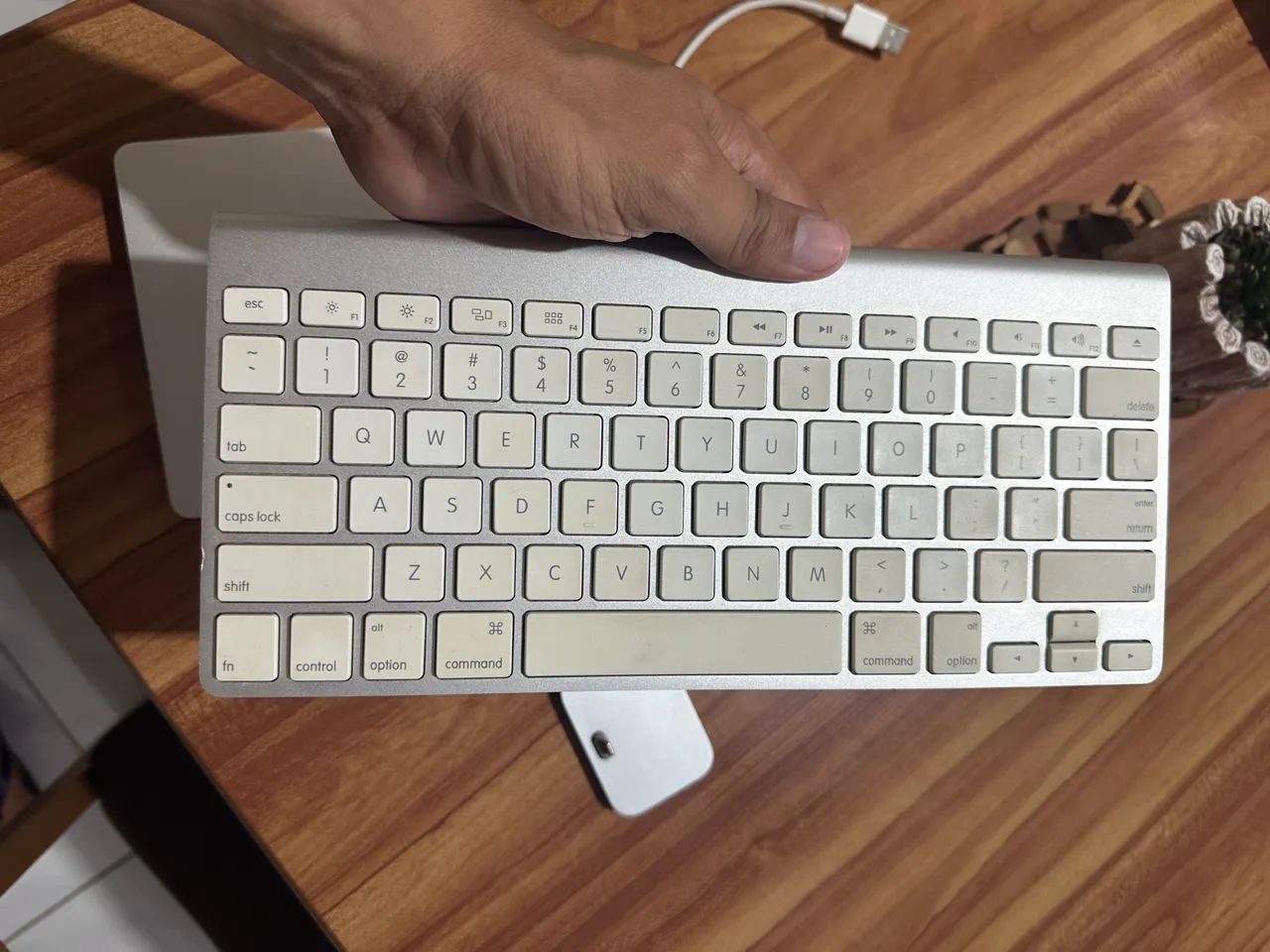 Apple Original Teclado, Dock e Leitor CD/DVD - Foto 4