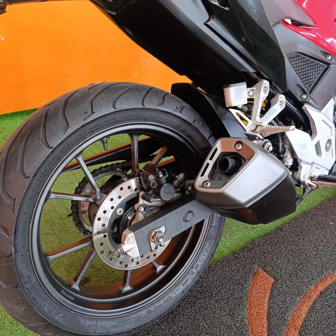 --- CB 300F 2023 ABS 2023 --- - Foto 4