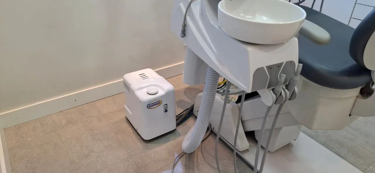 BOMBA DE VÁCUO ODONTOLÓGICA BRASPUMP TURBO MAX - Foto 2