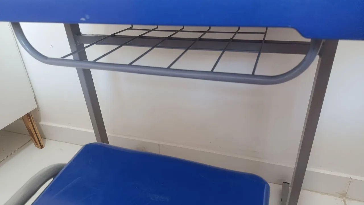 Mesa e cadeira de estudos  - Foto 2