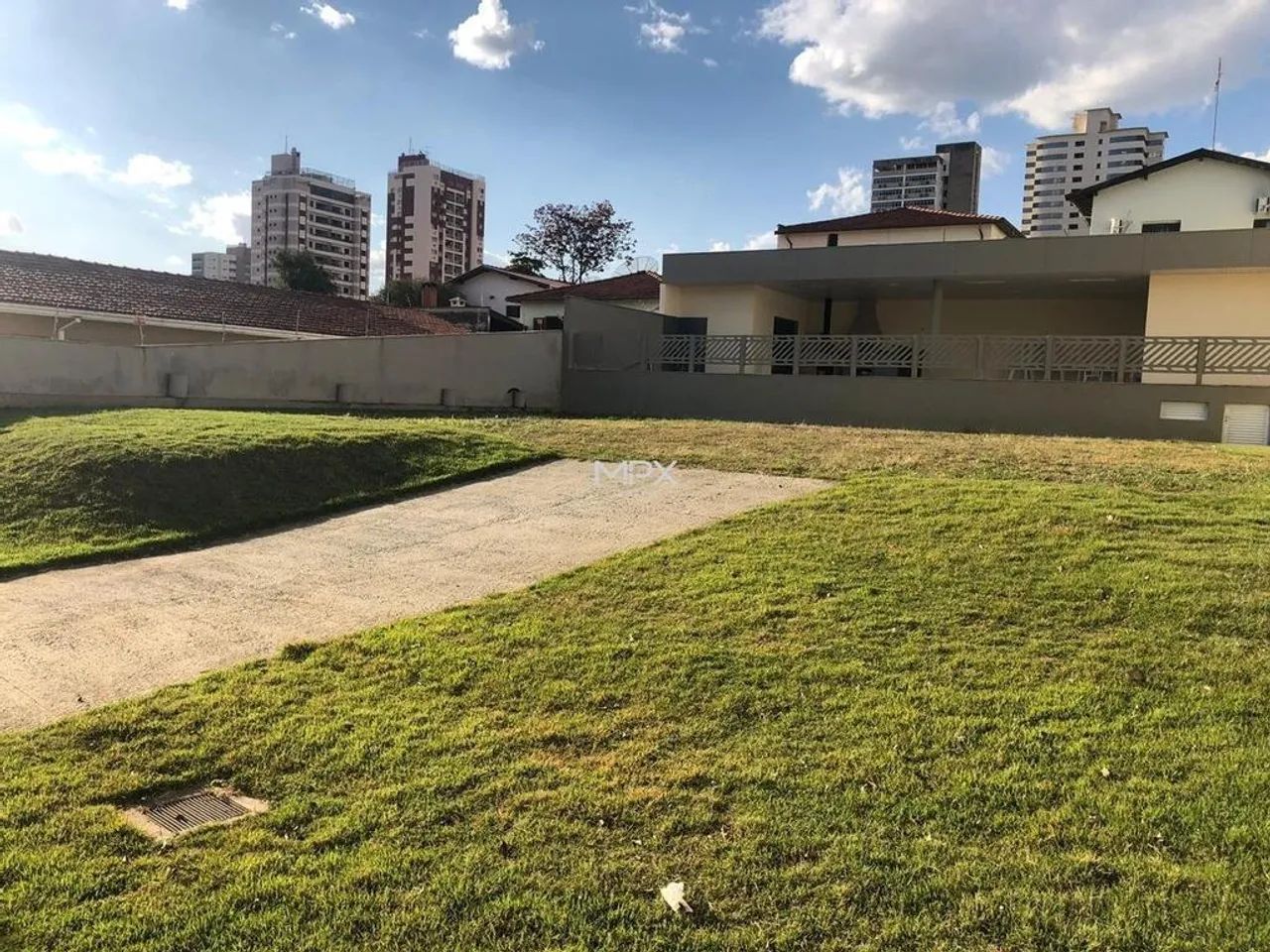 Casa para alugar em Piracicaba, Centro, com 1 quarto, com 200 m² - Foto 2