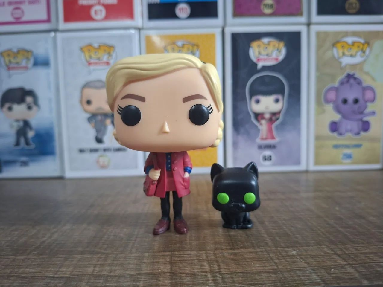 Funko Pop Sabrina Spellman & Salem - #777 loose