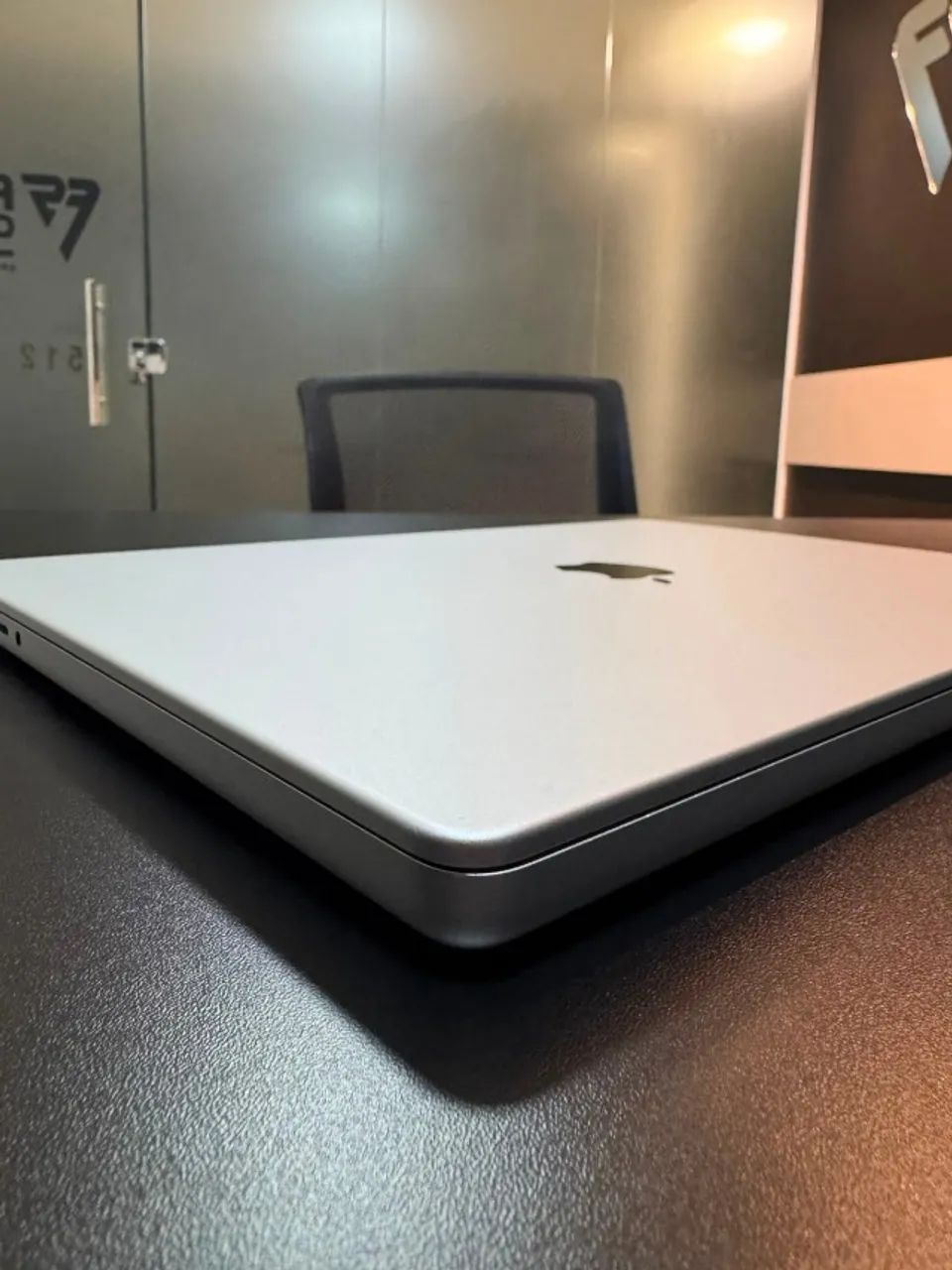 Macbook M1 PRO 16GB 512GB 16.2'' Silver - Foto 3