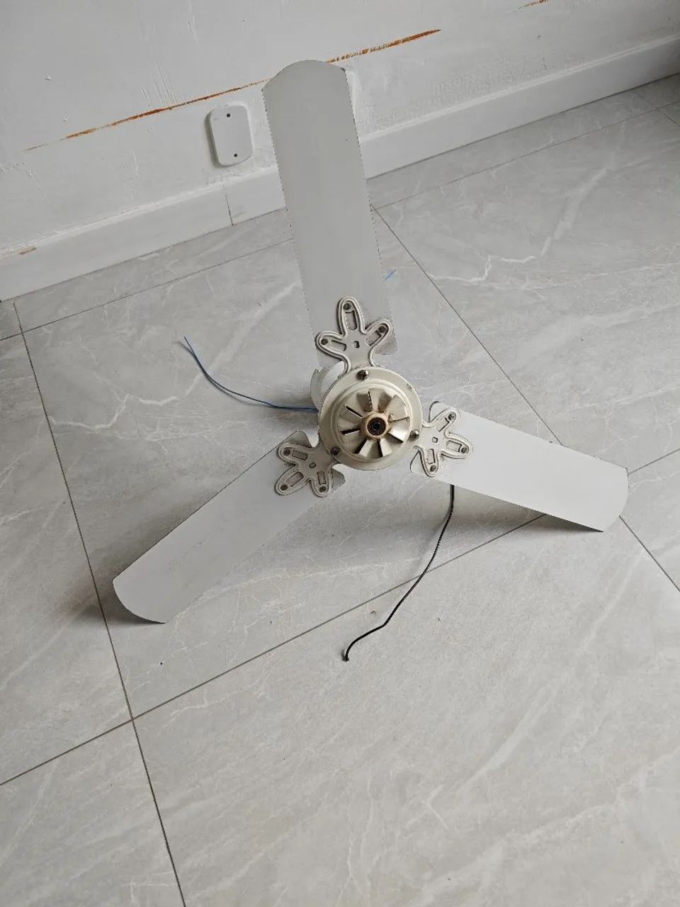 Ventilador de teto 