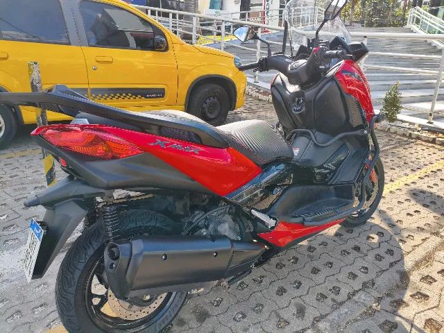X-Max 2023 revisada, com acessórios. - Foto 4