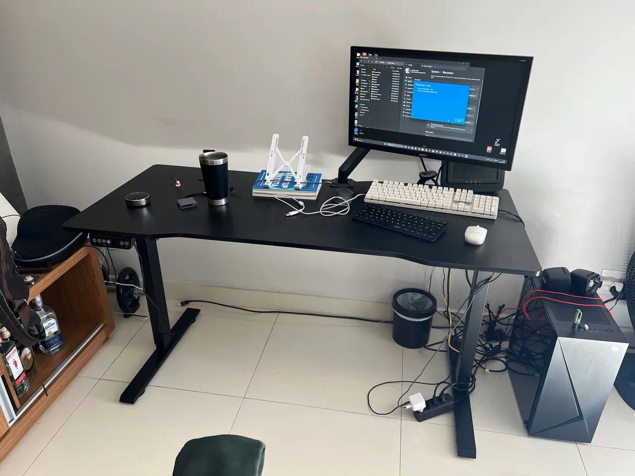 Mesa com ajuste elétrico - escritório / pc gamer