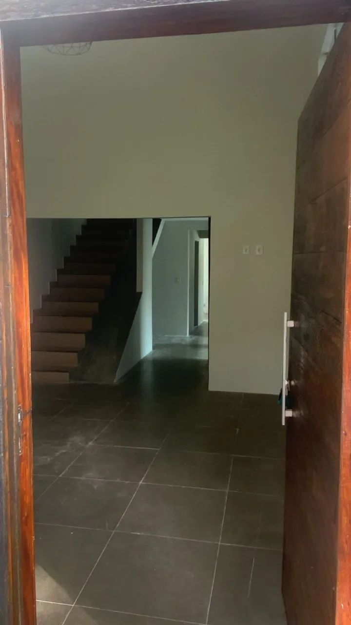 Vendo Casa de 2 Andares, 3 Quartos, Escritório e Sala com pé direito duplo. - Foto 5