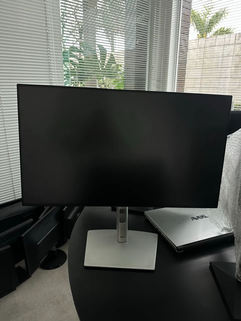 Monitor 23/24 e 27? Dell Phillips Samsung e LG 