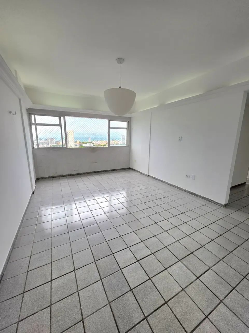 Apartamento três quartos andar altíssimo na Rua da Aurora - Foto 3