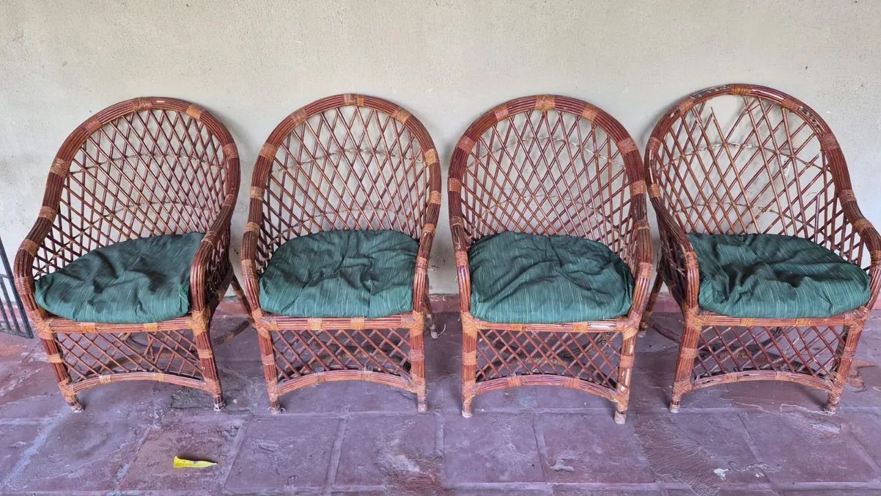 Cadeiras de área 