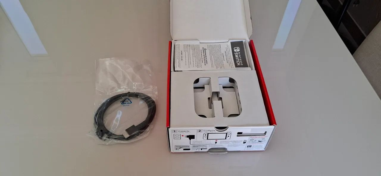 Nintendo Switch OLED Branco + Pro Controller + 4 Controles + SD 128GB + Película - Foto 5