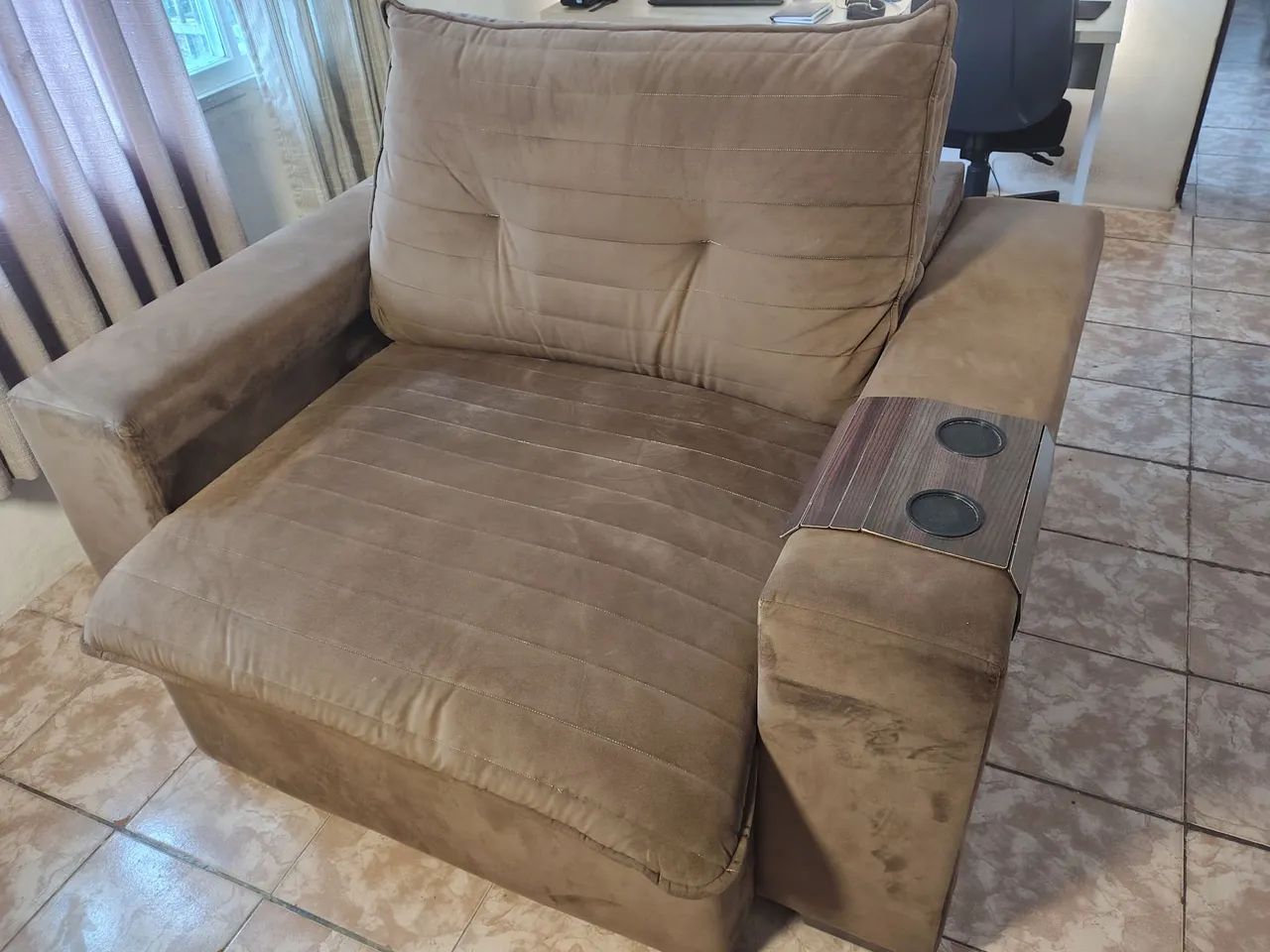 Sofá retratil com chaise. - Foto 4