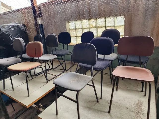 Cadeira Fixa De Espera Usada Barata - Foto 2