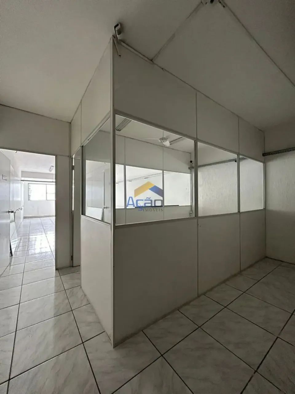 Sala Comercial para locação com 700m² no Centro de Itajaí/SC