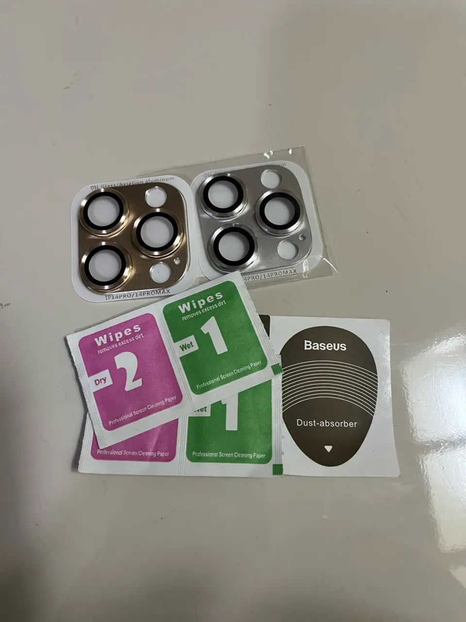 Kit 2 capinhas iPhone 14 Pro + 2 lentes - Foto 4