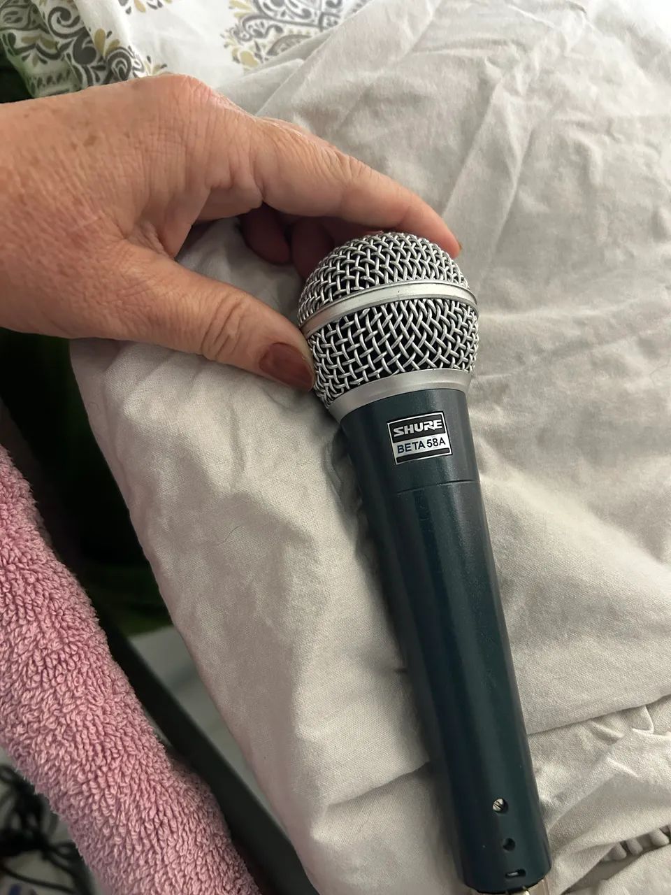 Wired Microphone403953684432168962