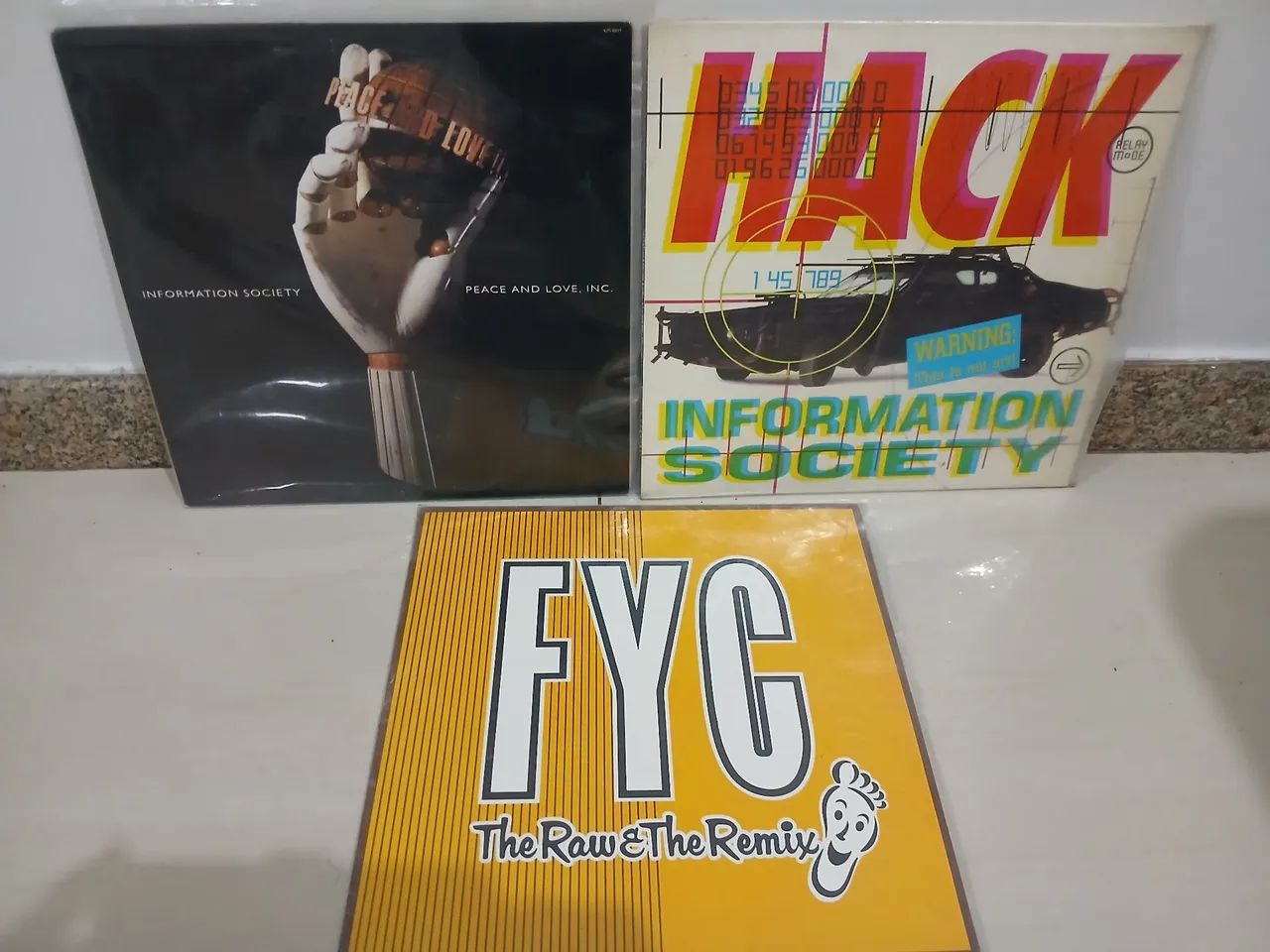 Disco vinil information society