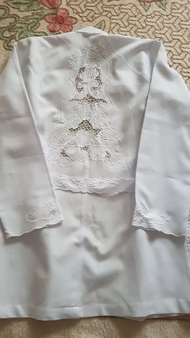 Jaleco branco para área se saúde  - Foto 2