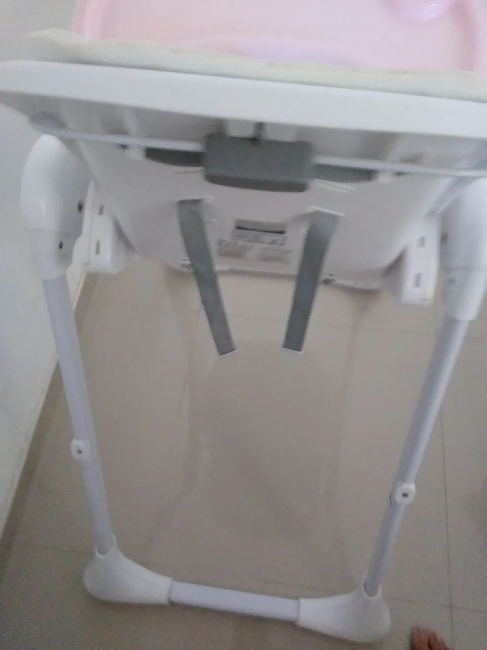 Cadeira de alimentação infantil.  - Foto 2