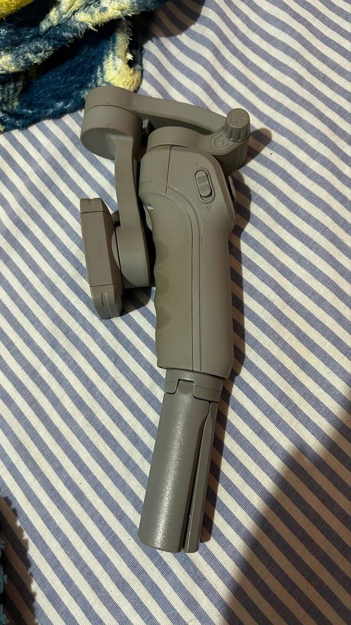 Gimbal 3 Eixos Estabilizador Celular Com Rastreamento - Foto 3