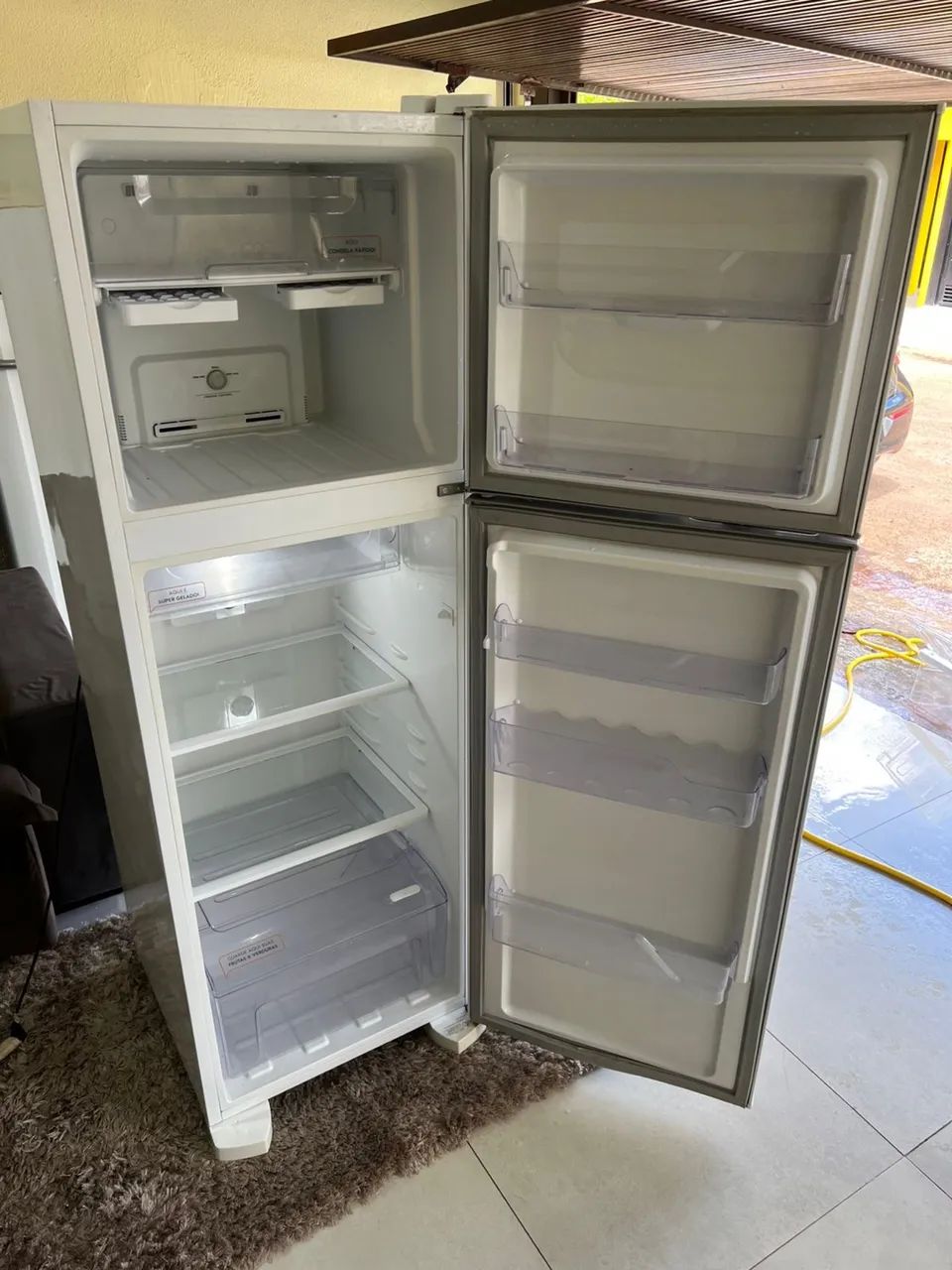 Geladeira Continental 370lts Frost Free Semi Nova Completa Por Dentro - Entrega Grátis  - Foto 2