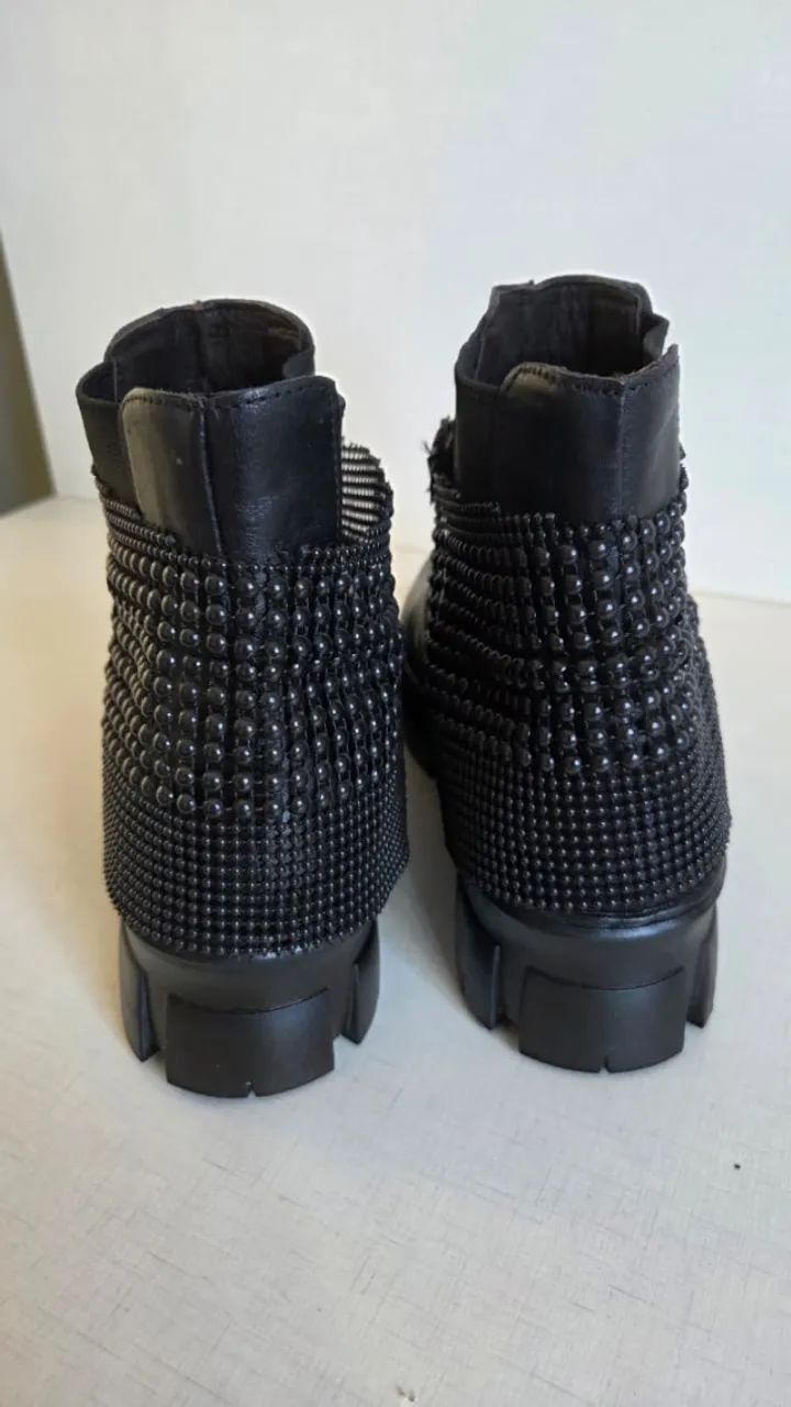Coturno Preto com detalhe - Foto 3
