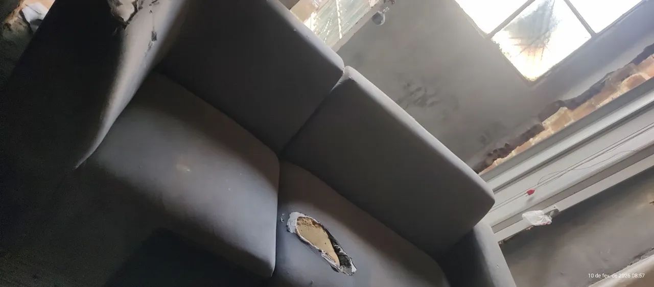 Vendo sofá negócio  - Foto 2