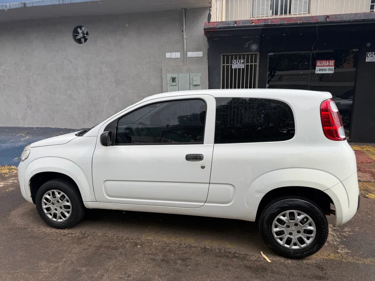 Fiat Uno Vivace 1.0 EVO Fire Flex 8V 3P 2014 - Foto 4
