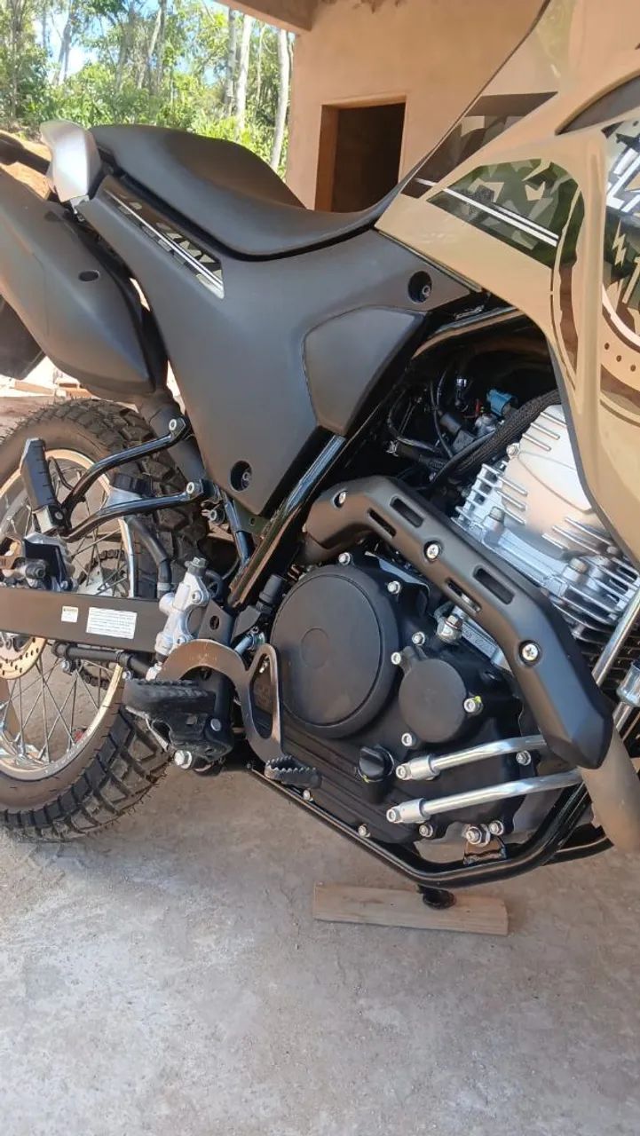 XTZ Lander 250  - Foto 3