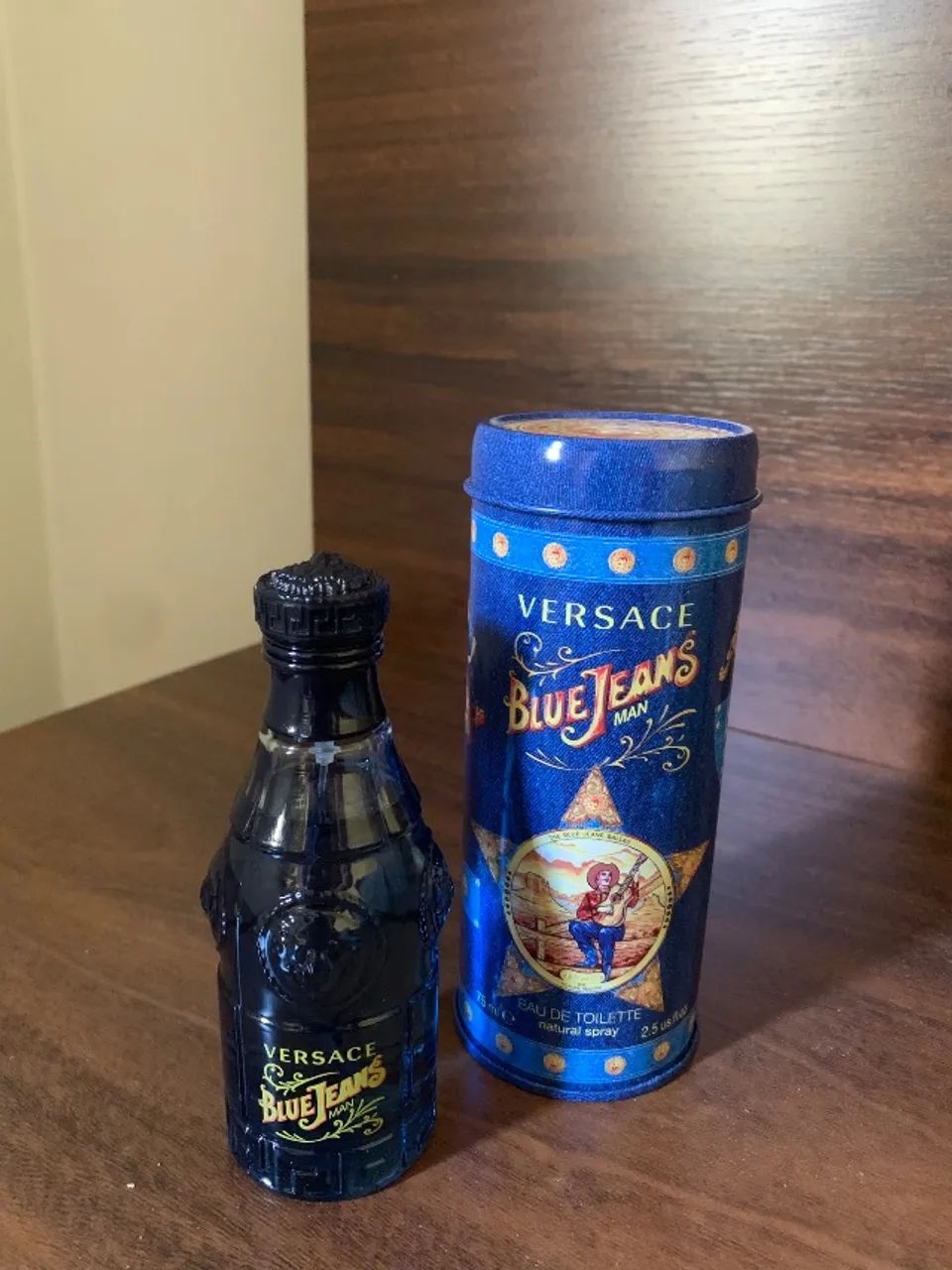 Perfume VERSACE BLUE JEANS EDT 75ML - Foto 2