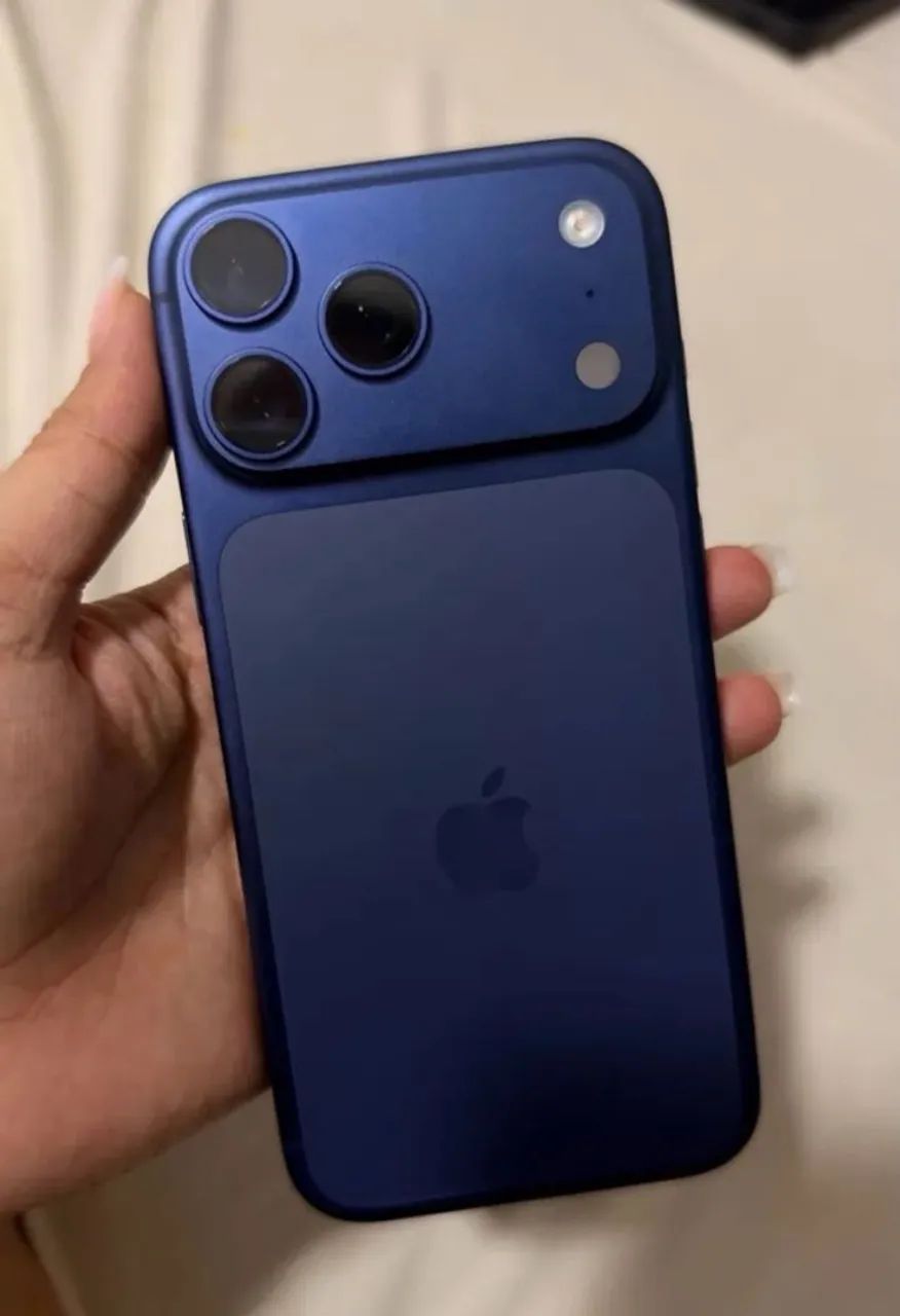 iPhone 17 pro max 