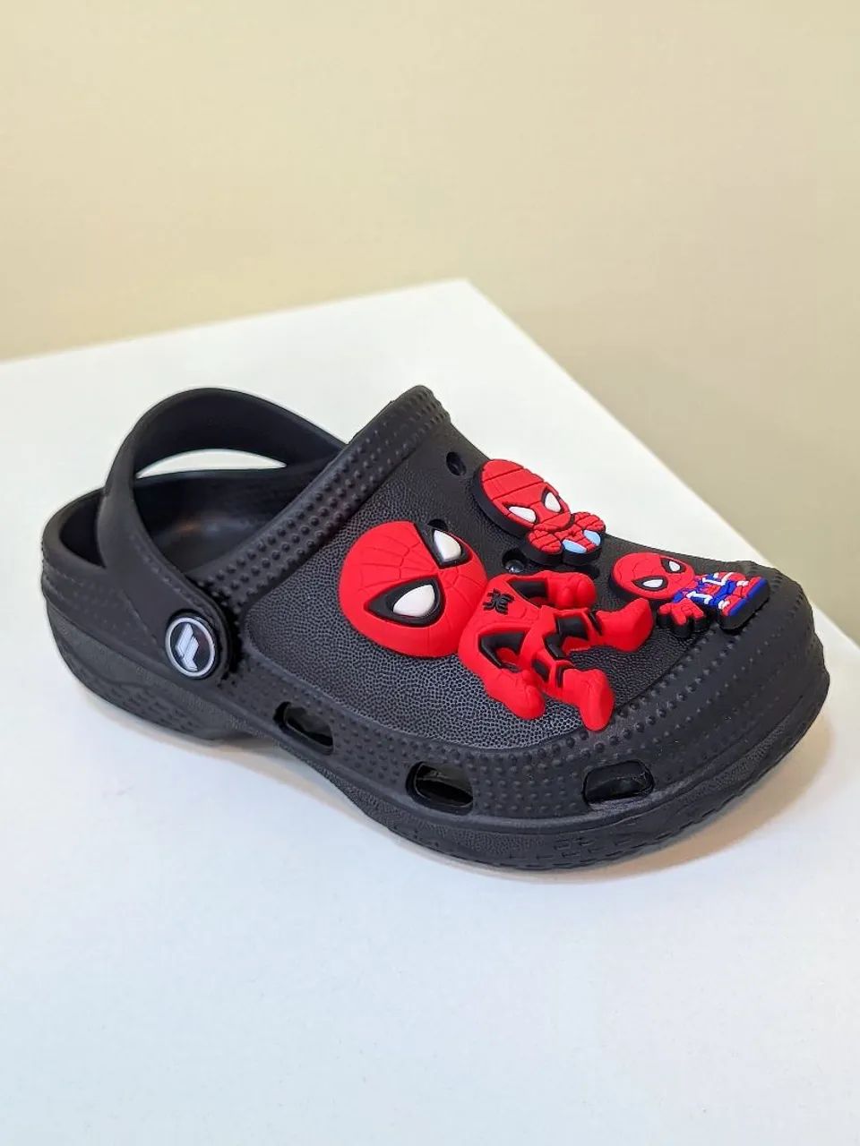 CROCS INFANTIL 60 REAIS  - Foto 3