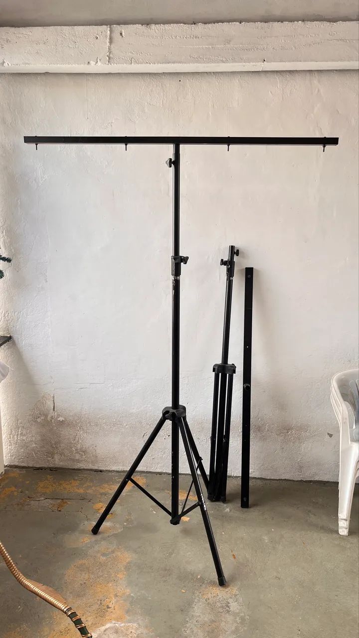 Tripé para caixa de som e iluminação  - Foto 4