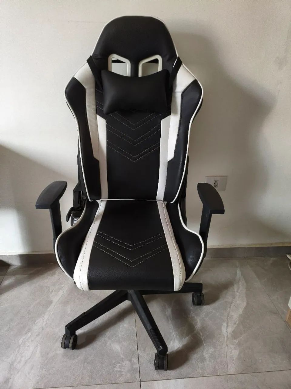 DXRacer Racing Series